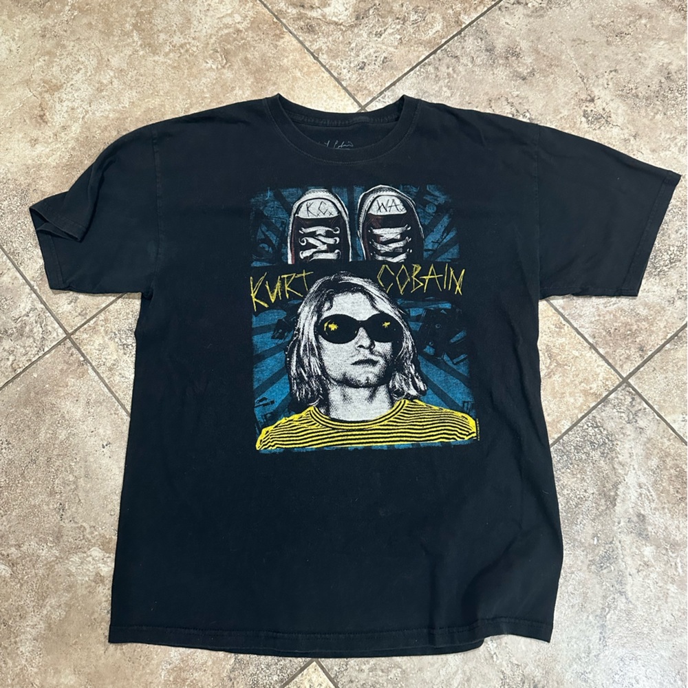 Kurt Cobain Large T-Shirt - Picture 1 of 3